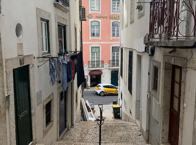 شقة - Tv Da Madalena 05 Lisboa